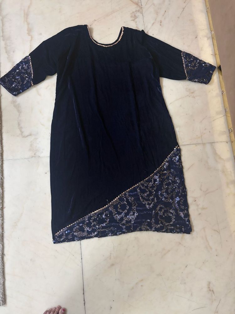 Elegant Navy Blue Kurta