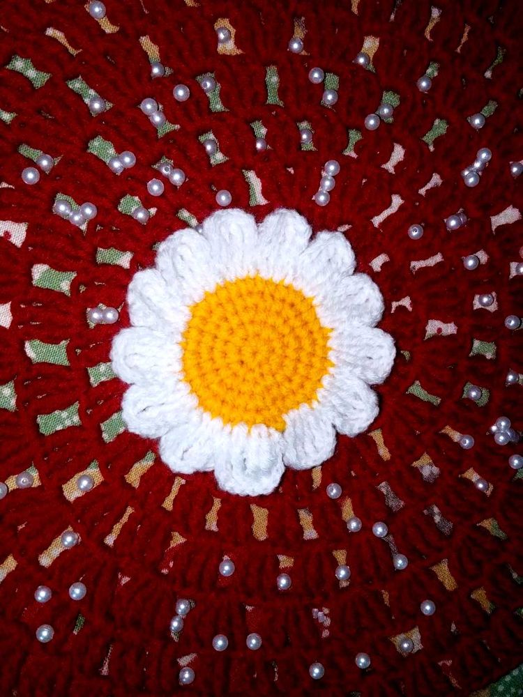 Handmade Crochet Daisy Backclip