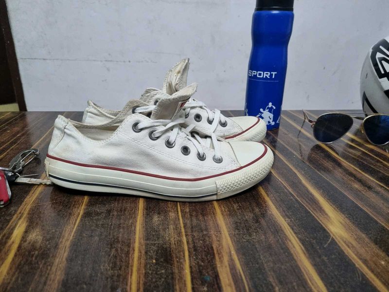 Converse Sneakere. Unisex.
