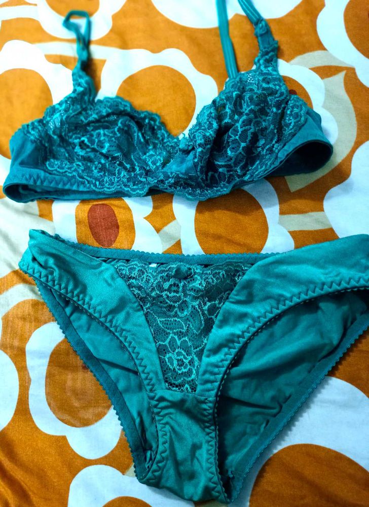 Green Bikni Set