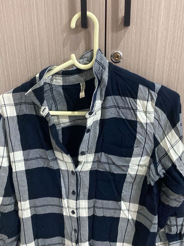Blue &amp; White Plaid Flannel