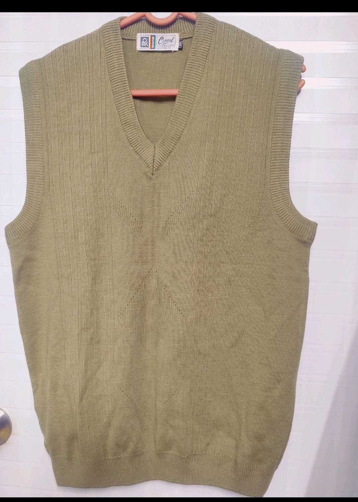 Vintage Sleeveless Sweater Vest Never Used
