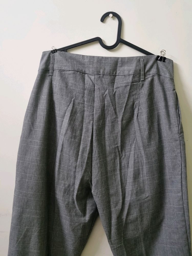 Comfortable Formal Women&#39;s Trouser