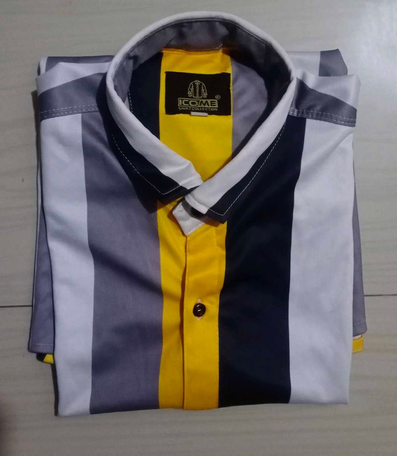iCome men regular fit striped ribbed collar casual