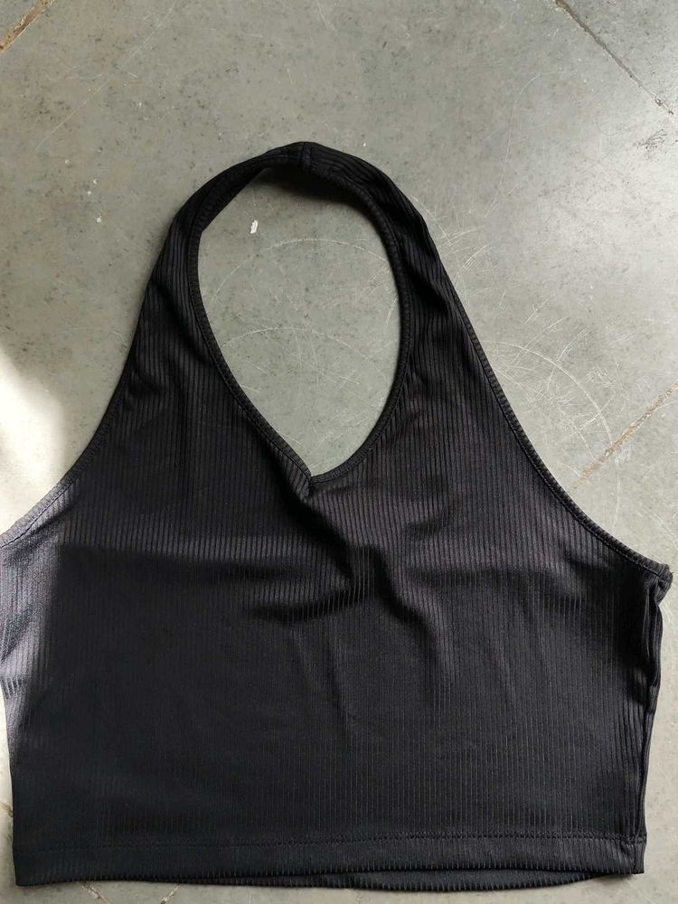 Chic Black Ribbed Halter Neck Crop Top