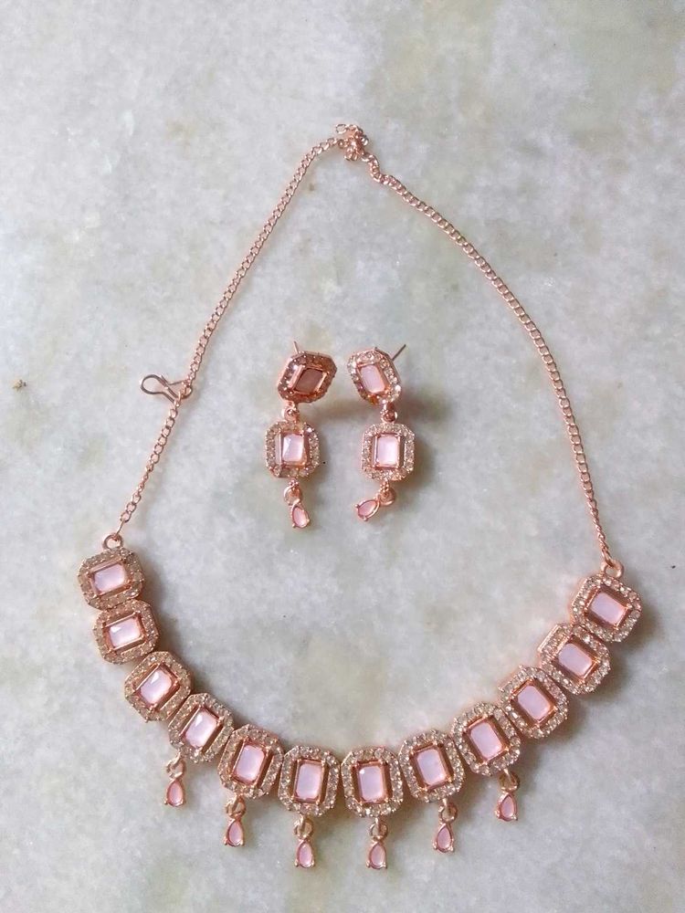 Elegant Necklace &amp; Earring Set