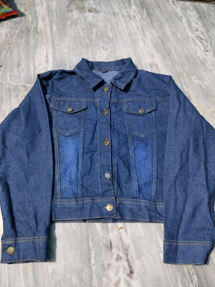 New stylish shorts Denim