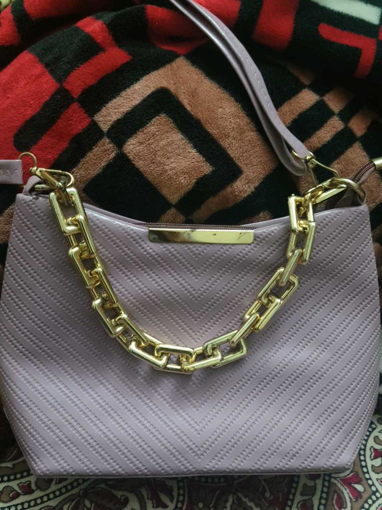 Chic Lavender Chain Detail Bag
