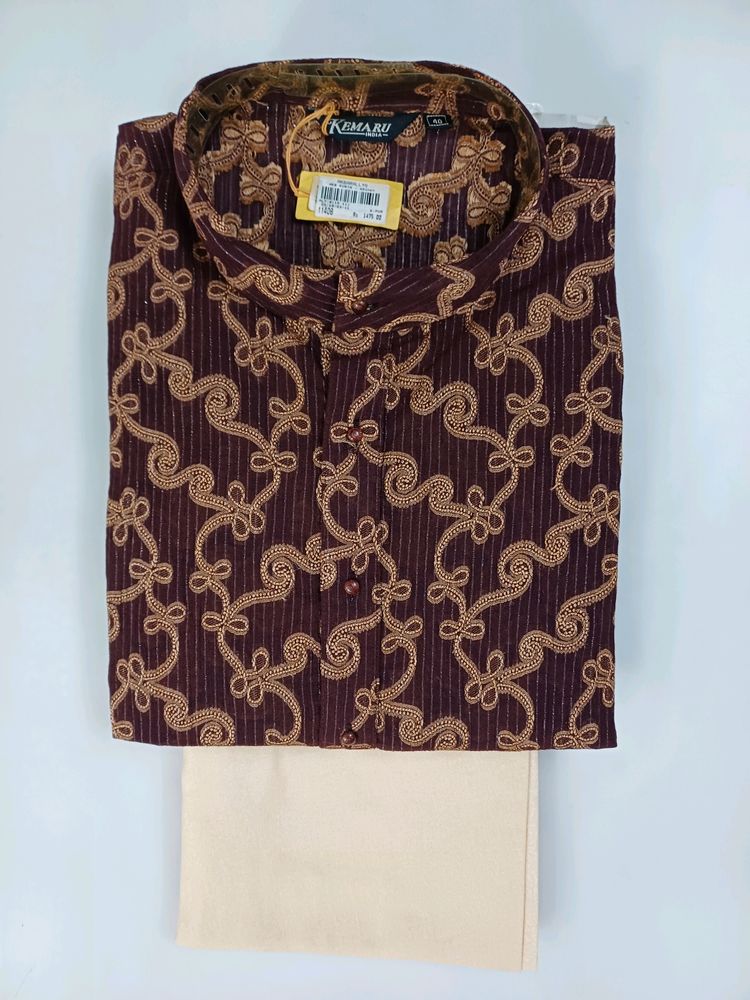 Kemaru Brand Kurta Chudidar Set (Maroon Pattern)
