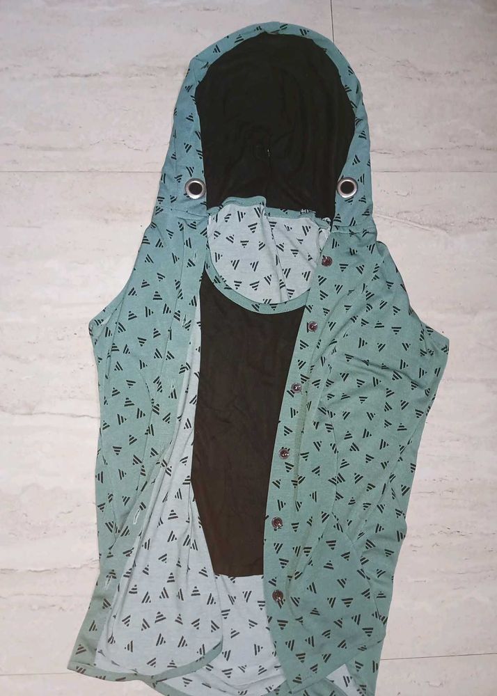Patterned T-Shirt with Hood