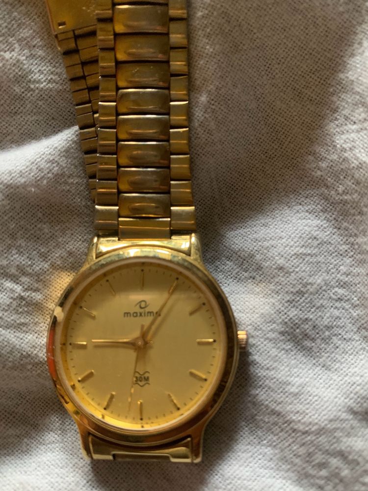 Man’s  Hand Watch