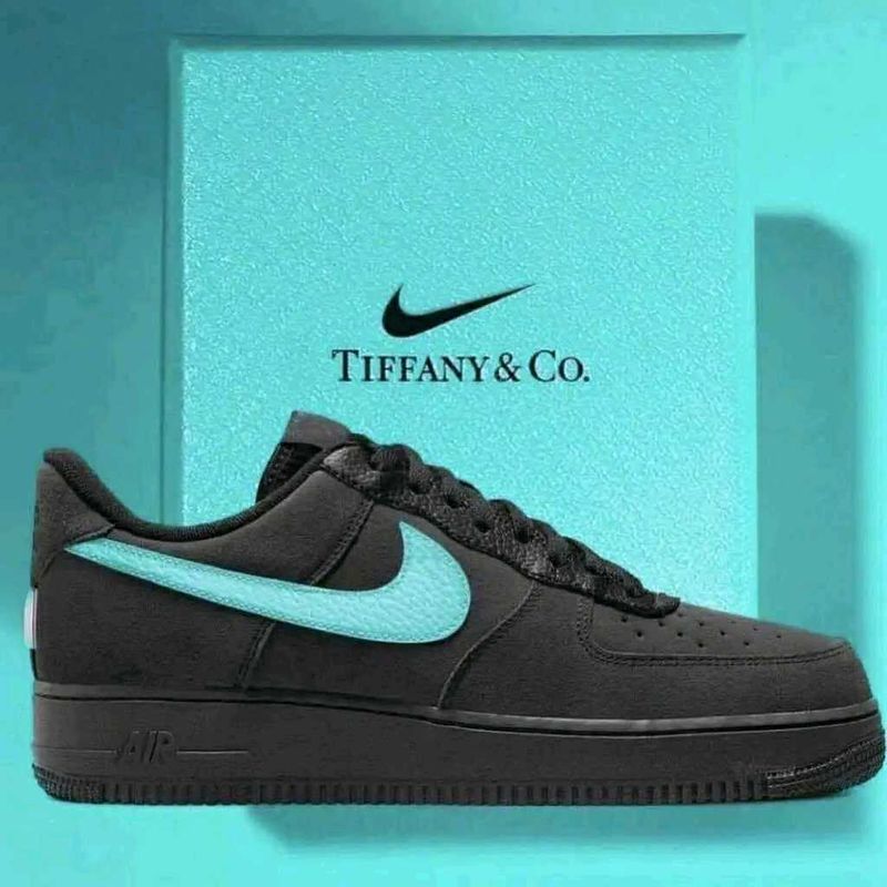 Nike Air Force 1 x Tiffany &amp; Co.