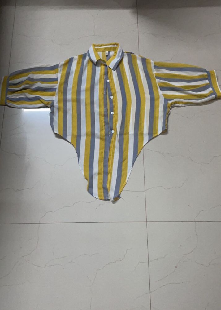 Tie Tshirt In Yellow Gray Colour.