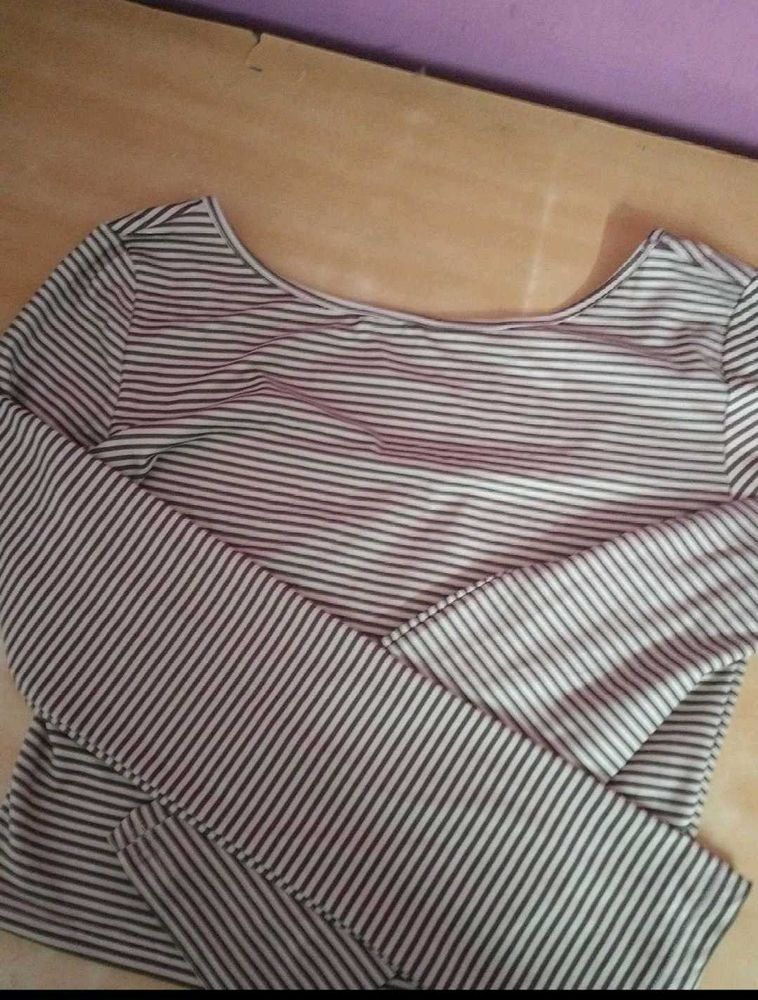 full sleeves brown top