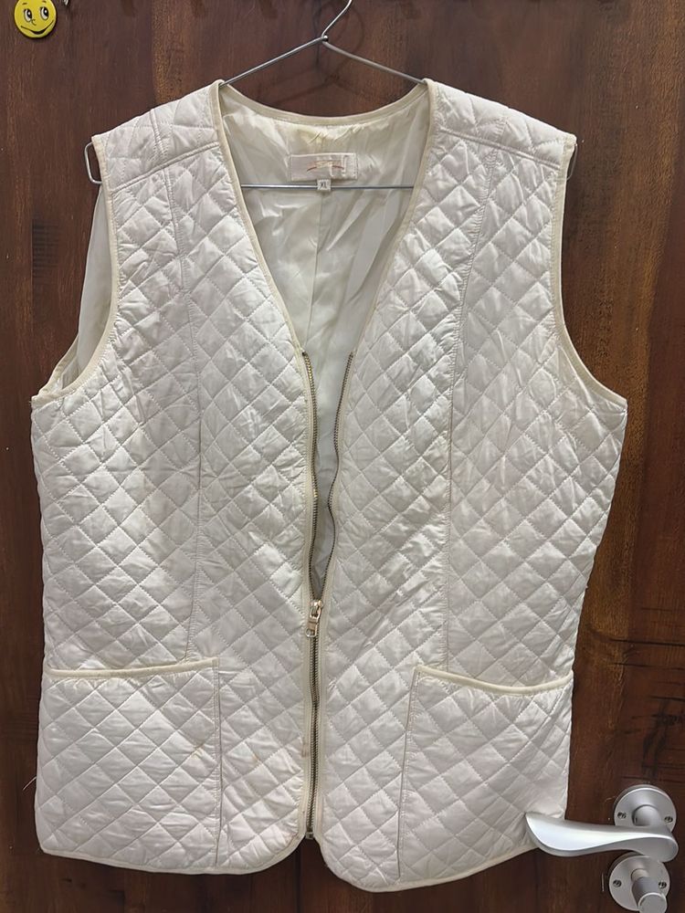 sleeveless jacket for women