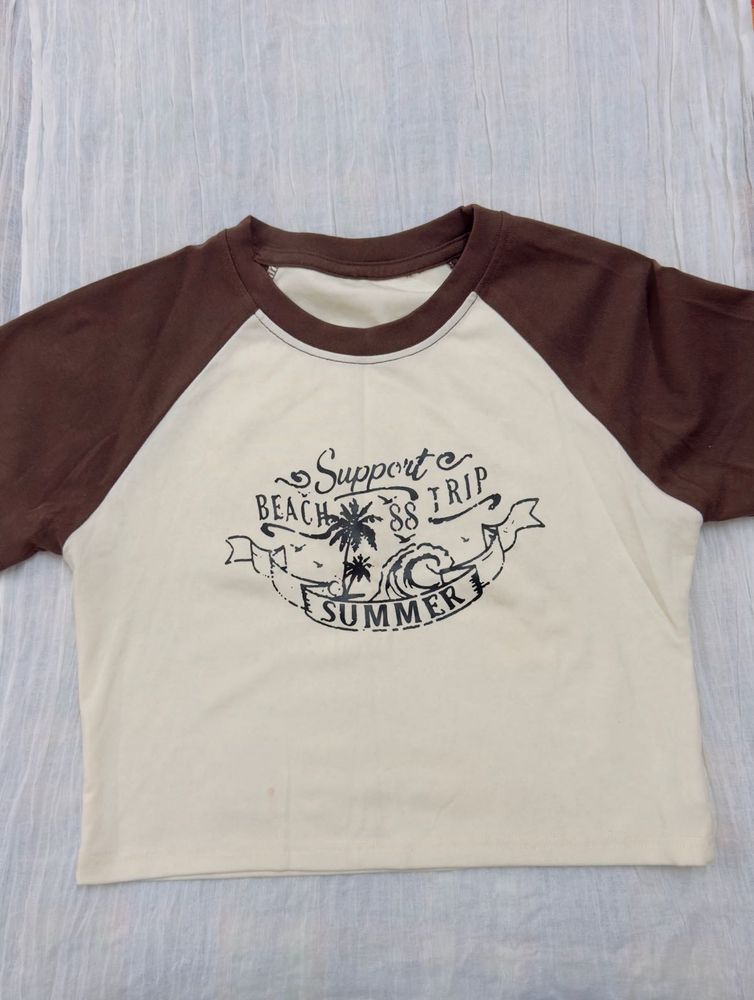Its A Crop Top Will Enchances You Body Figure