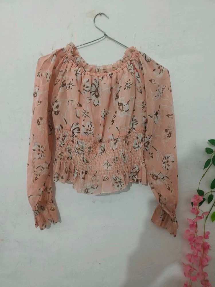 Full Sleeves Crop Top