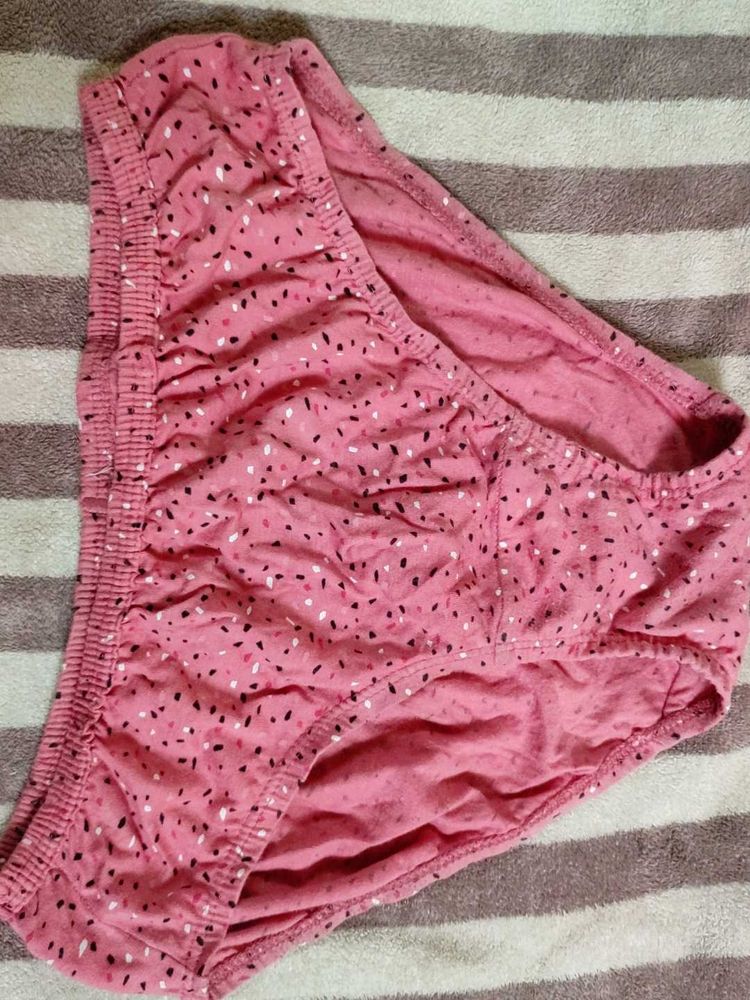 undergarments 100