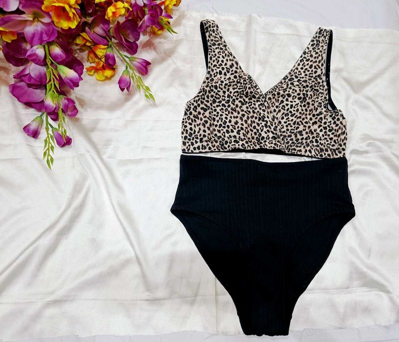 🇭🇲💫🔥Leopard Print Bikini Set