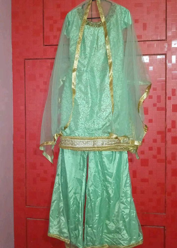 Light Green Sharara! 💚