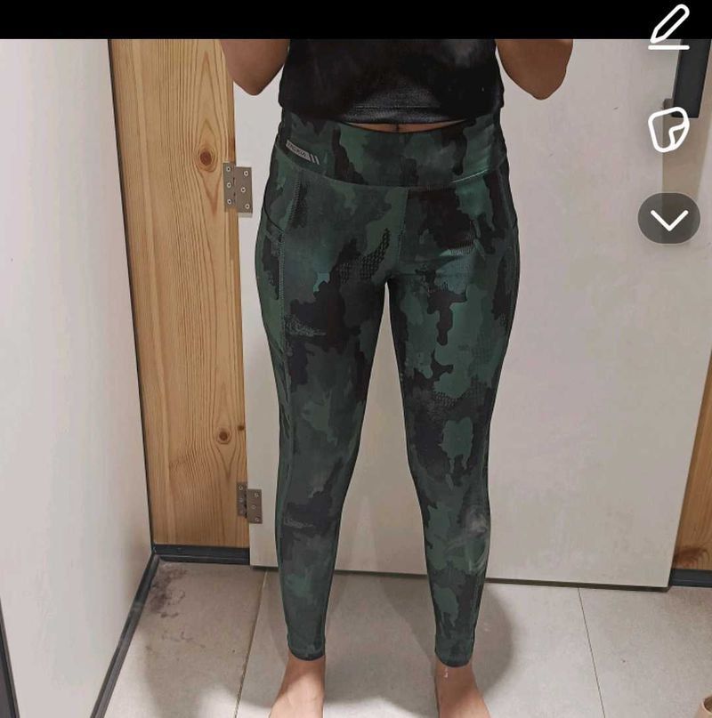 Style Union Green Gym Tights/Leggings