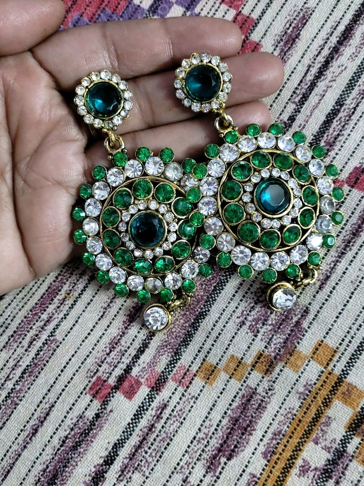 Earrings &amp;Breslate