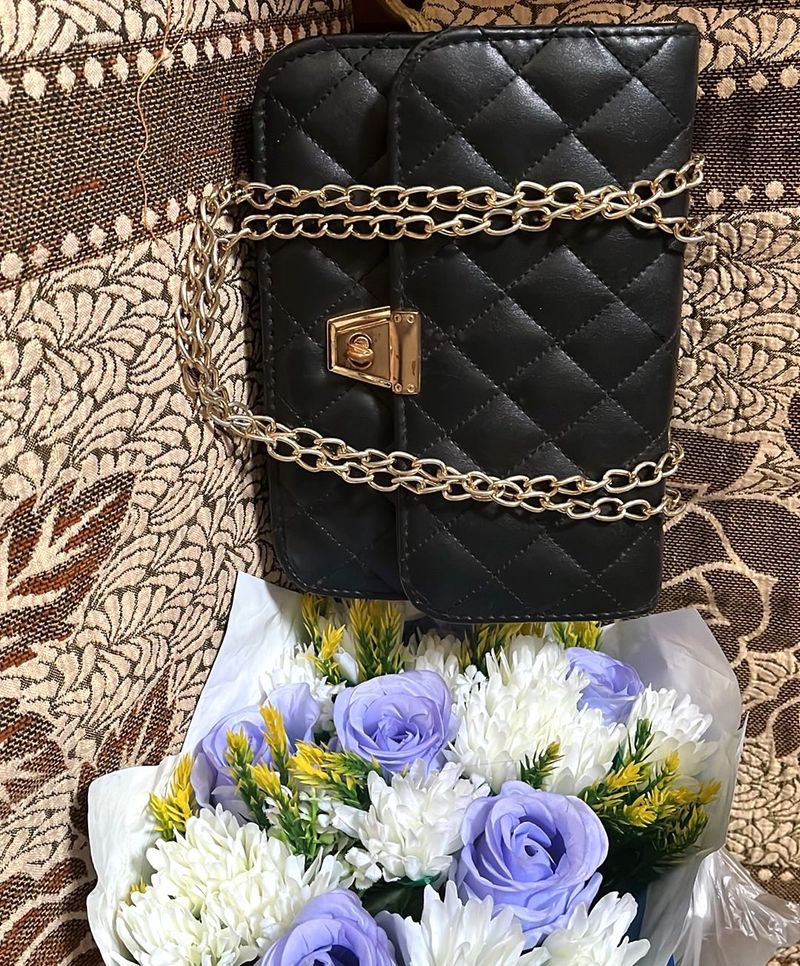 Chic Black Quilted Crossbody Bag
