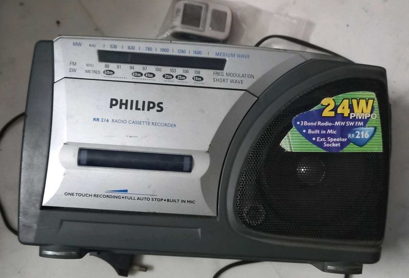 Cassette Player And Radio Philips