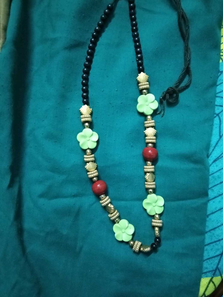 Flower Bead Necklace