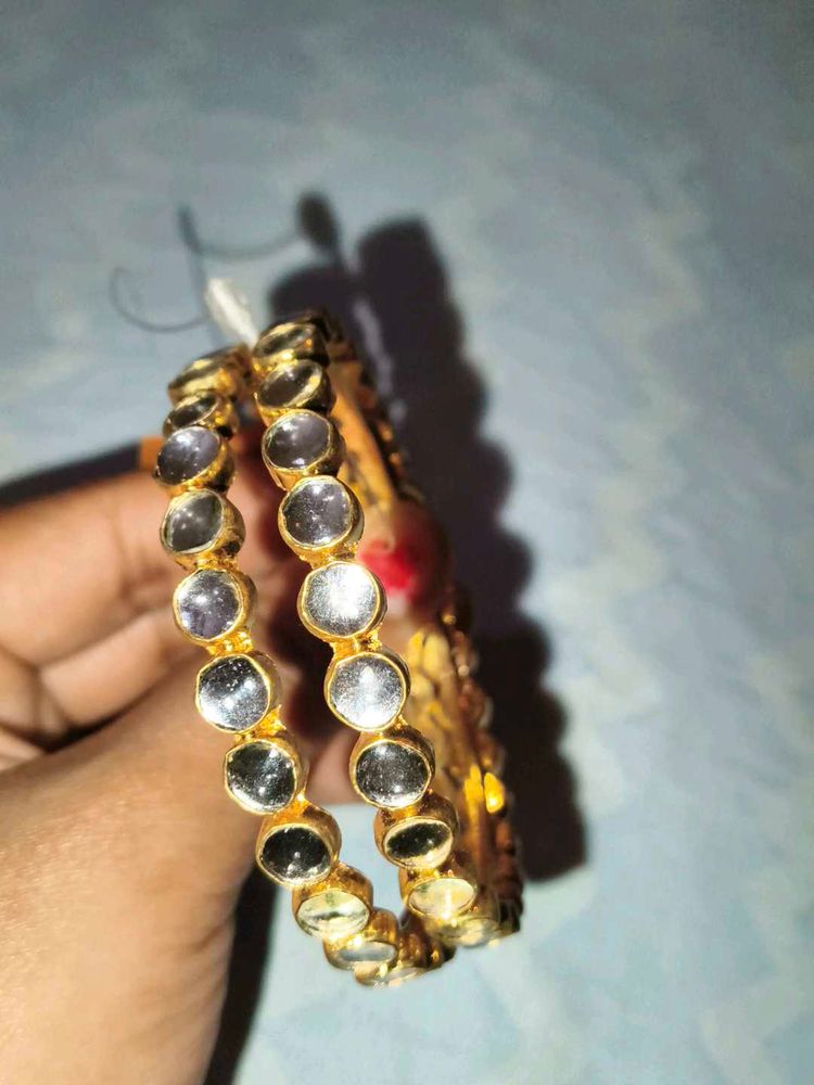 Gold Tone Bangle Set