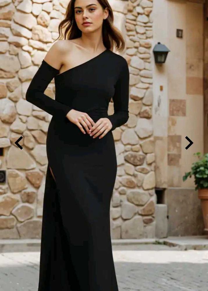 Elegant Black One-Shoulder Dress