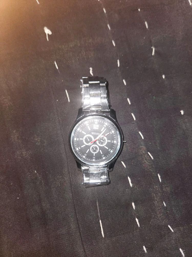 Wristy Men watch