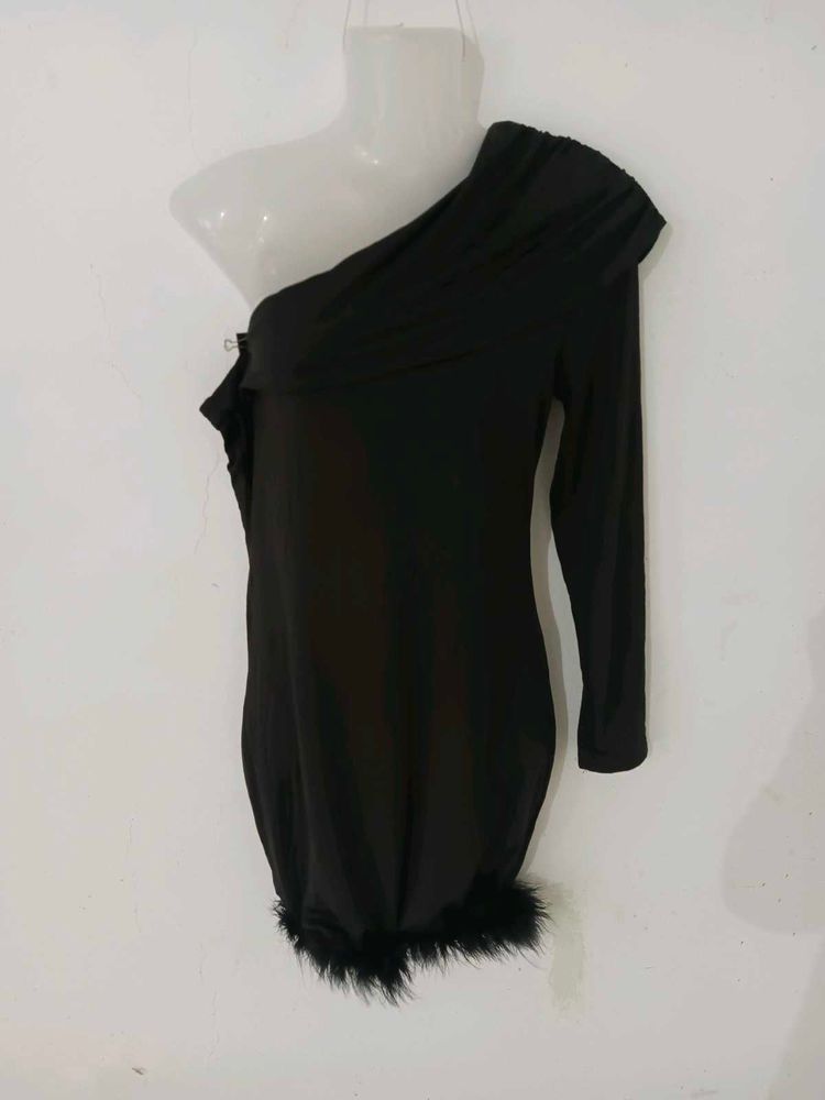 SEXY ONE SHOULDER BODYCON