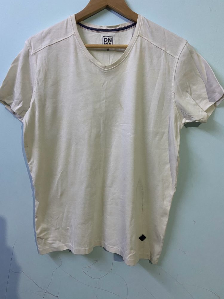 Men’s White T-shirt