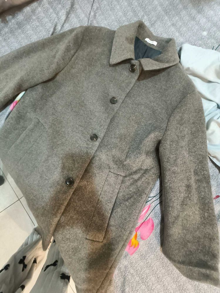 Elegant Grey Wool Blend Coat