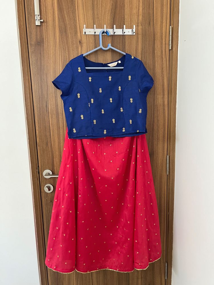 Blue Crop top With Pink Skirt
