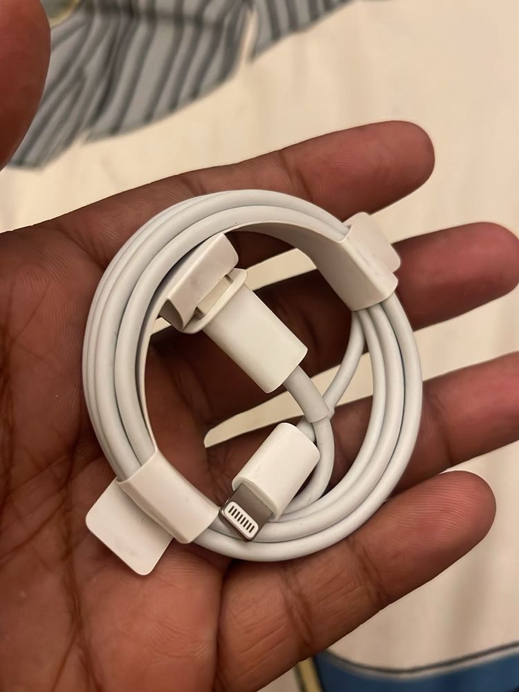 apple type c to lightning able