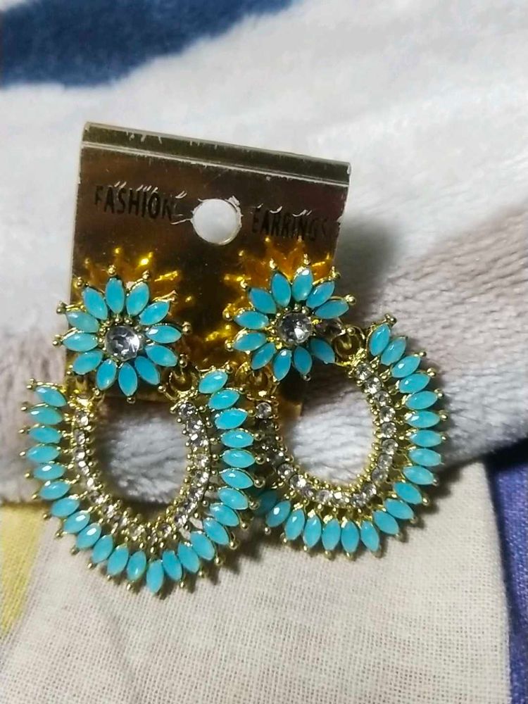 sky Blue colour earring