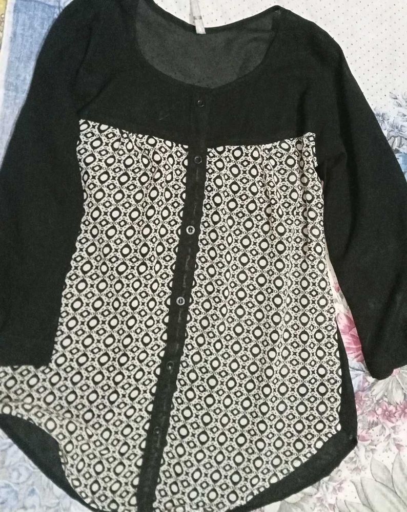 Geometric Print Blouse