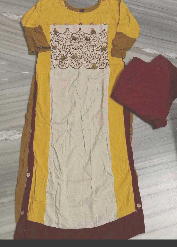 Kurti Set L Size M/L Can Wear