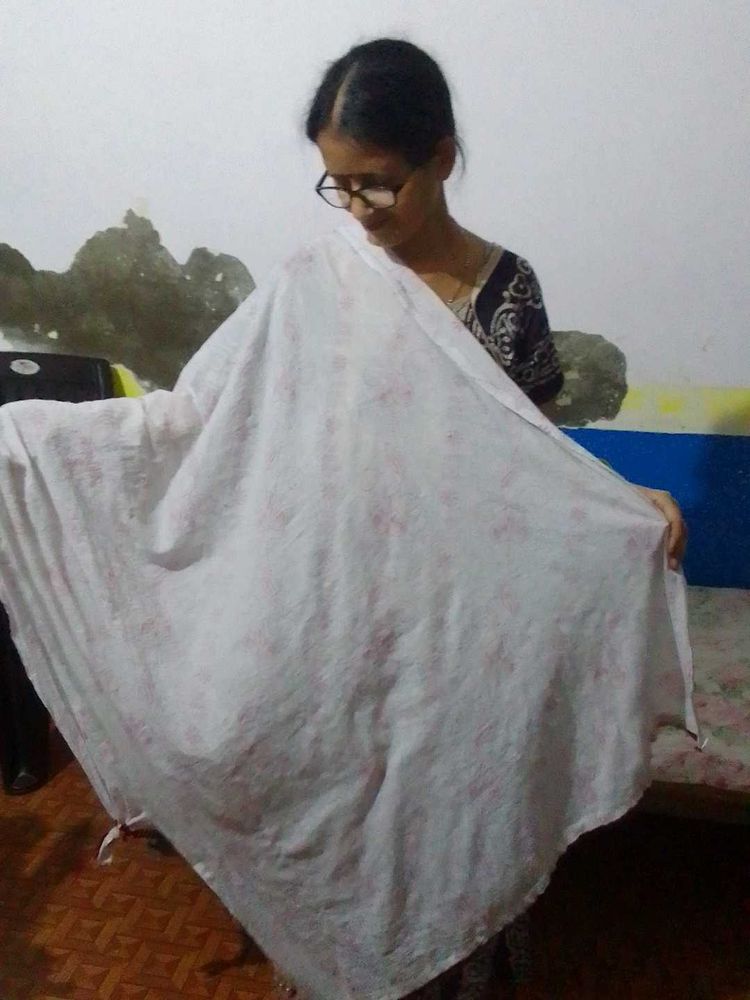 Vintage Floral Print Shawl