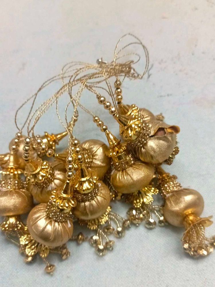 Golden Decorative Tassels (latkan)