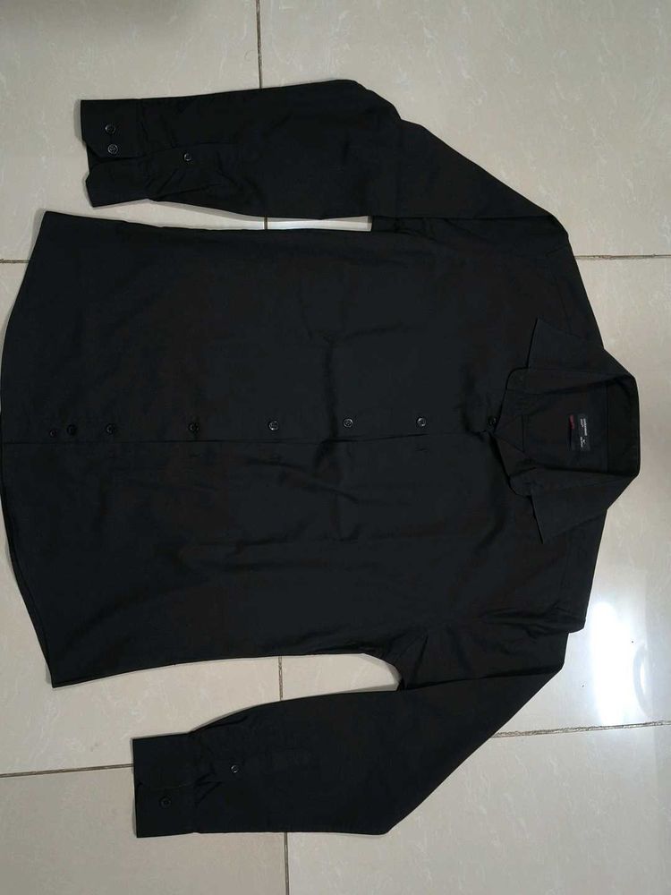 Men&#39;s Black Long Sleeve Shirt