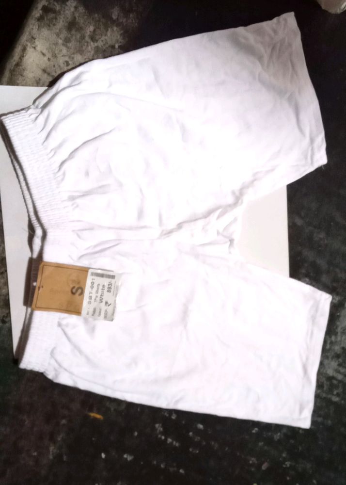 White Short Pant (Men And Grils)