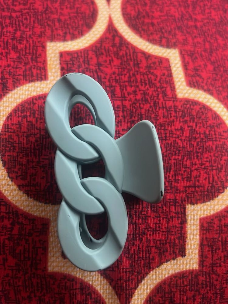 Light Blue Chain Link Hair Clip