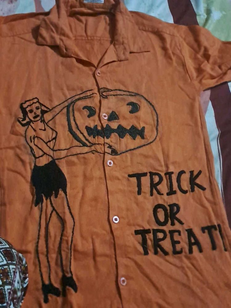 A Hallowen Style Shirt For Unisex...