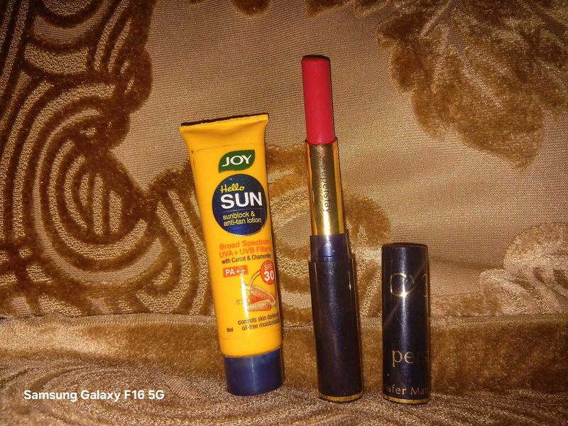 Lipstick &amp; Sunscreen Bundle