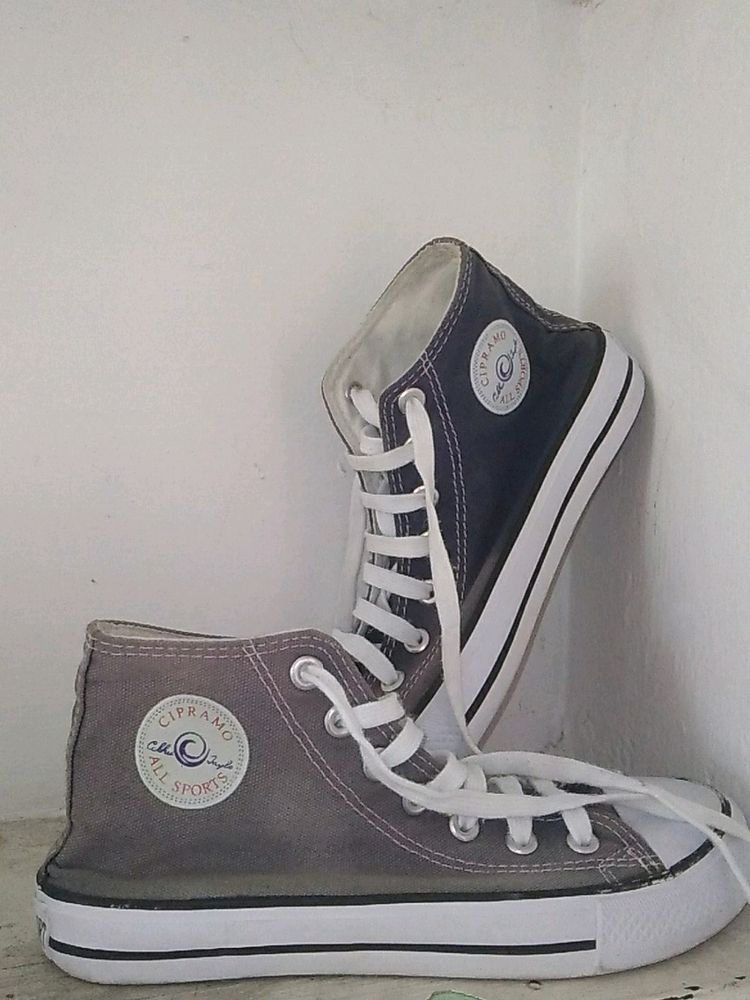 Unisex Canvas First Copy Casual Shoe