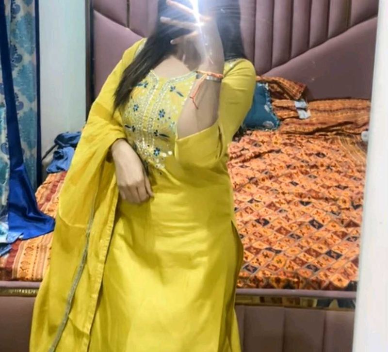 Yellow Embroidered Salwar Kameez
