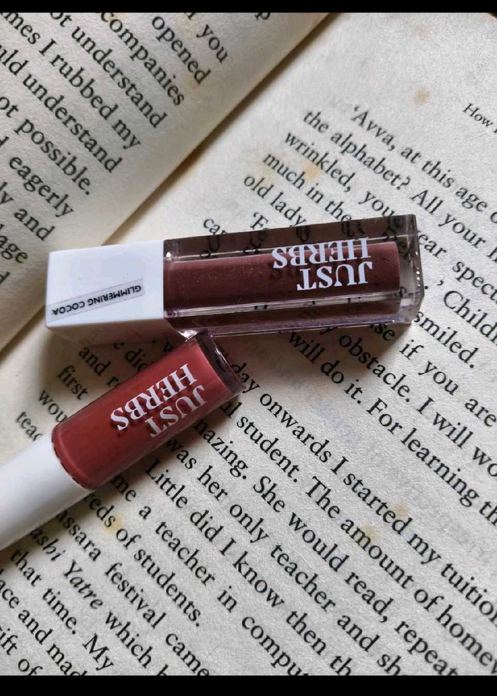 Combo Of Lip Gloss And Matte Lipstick